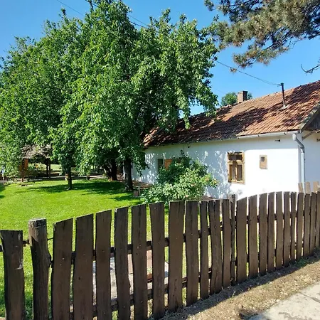 Rustic Harmony Абадсалок